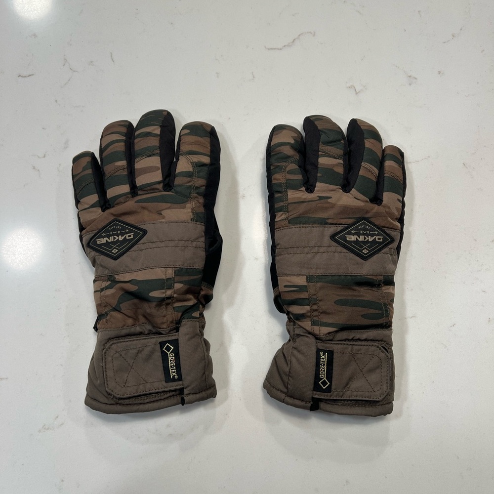 Dakine GORE-TEX Ski & Snowboard Gloves